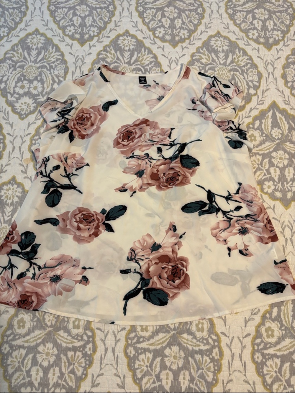 SHEIN Cream Blouse with Dusty Rose Floral Print